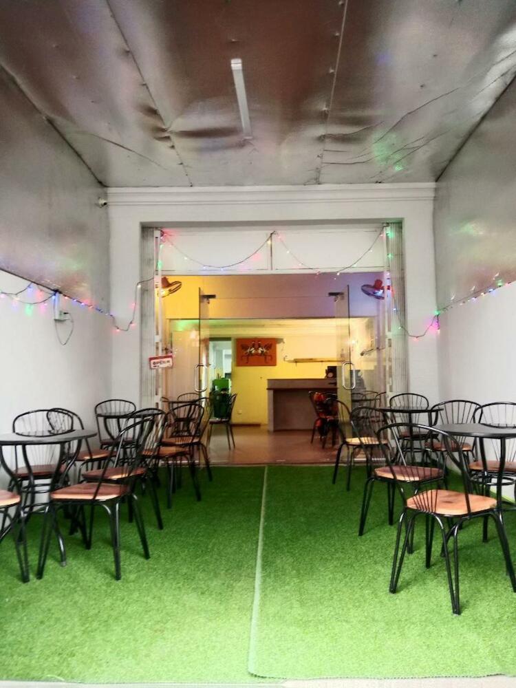 Kn Hostel & Coffee - Spa, Phnom Penh