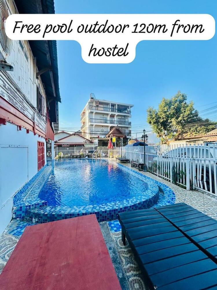 Vang Vieng Rock Backpackers Rooftop Hostel, Vang Vieng