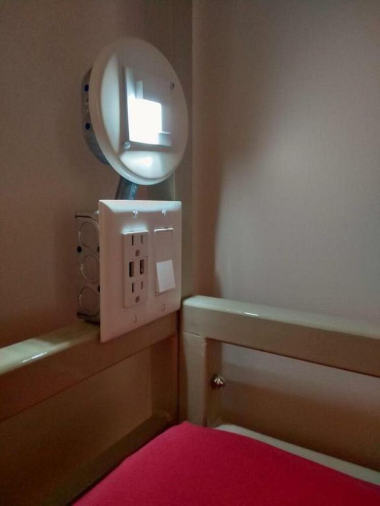 Alternative Hostel Of Old