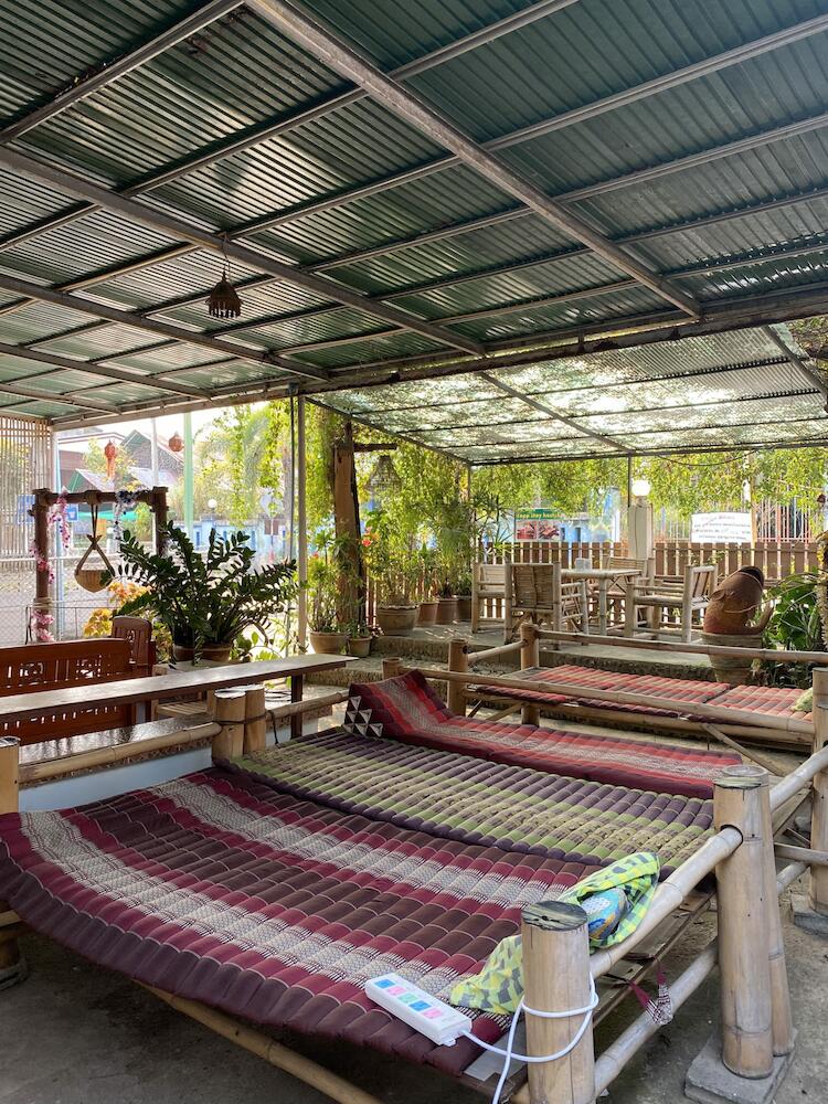 Topp Stay Hostel, Pai