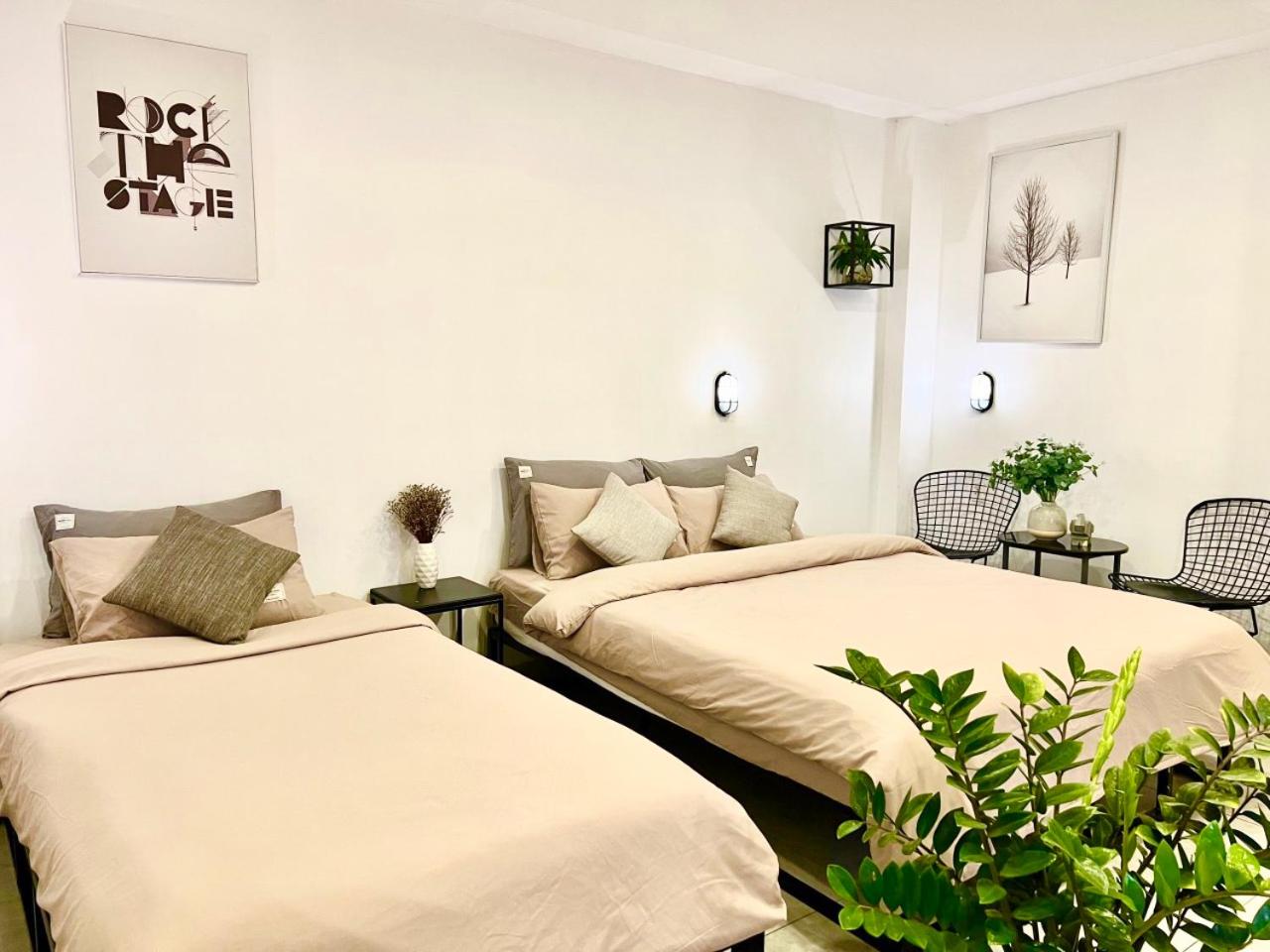 Midmost Boutique Hostel