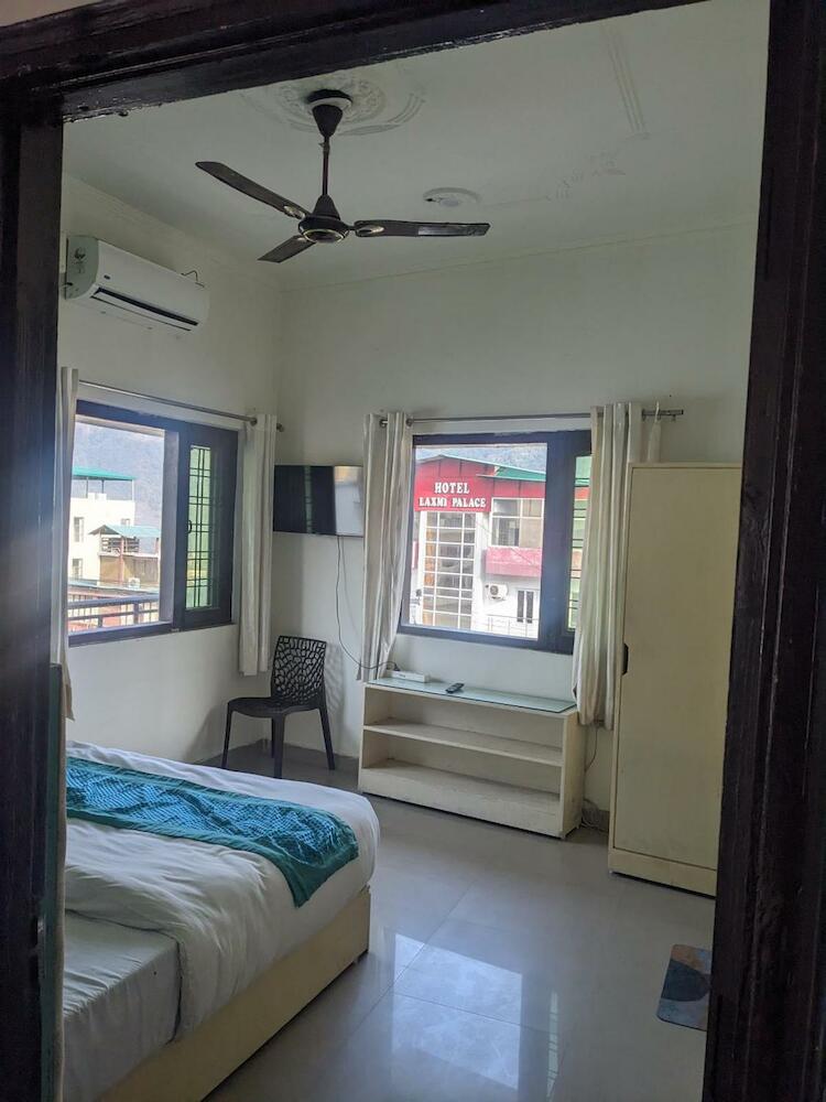 Spontrail Hostel, Rishikesh