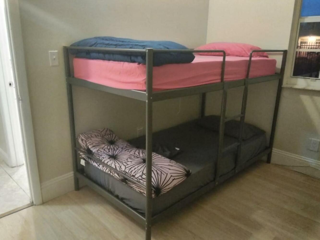 Miami cheapest hostel