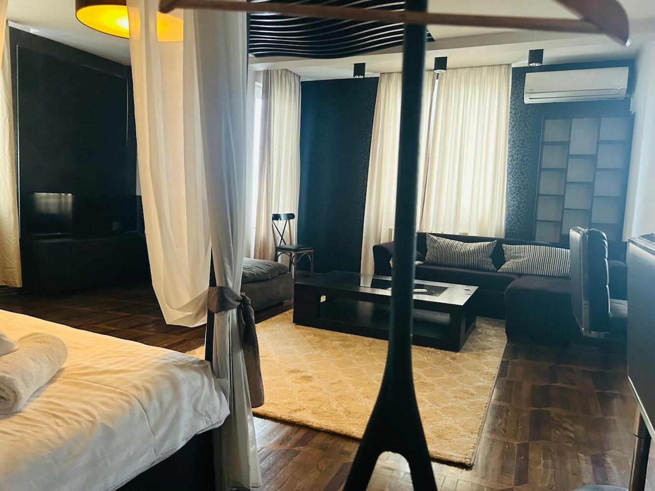 Porta Hostel, Batumi