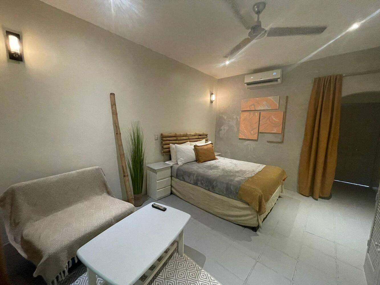 Bonga House