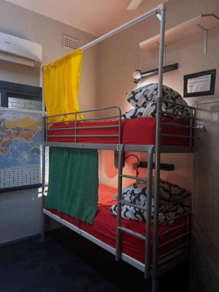 The Shiralee Hostel, Perth