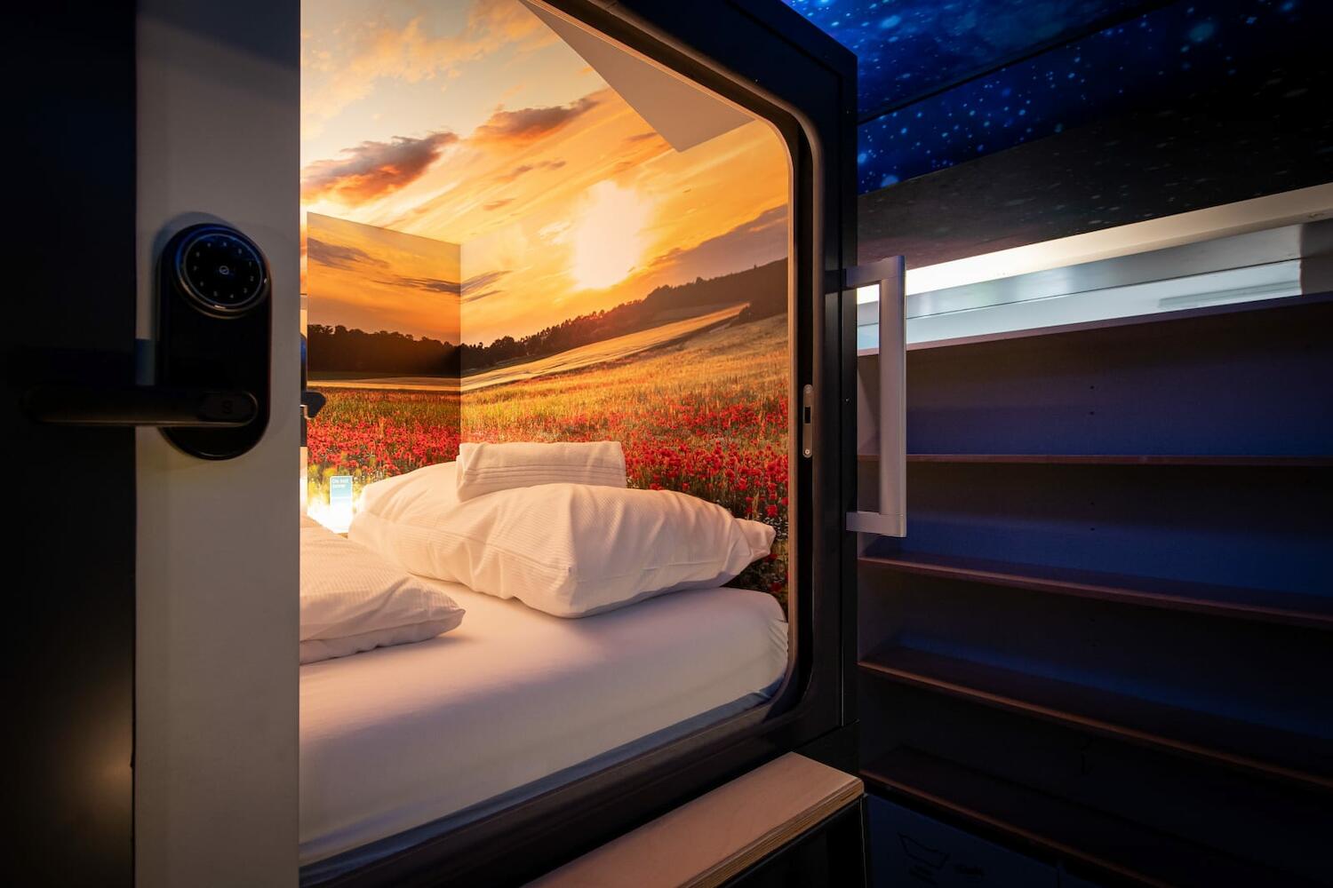 Capsule Hostel
