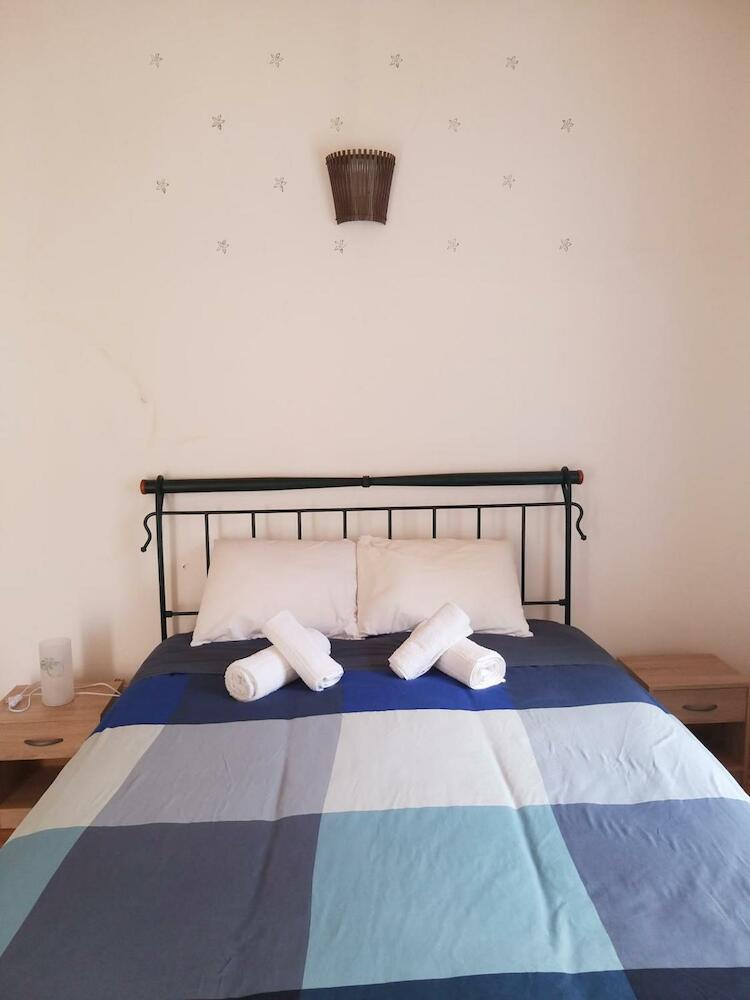 Orange3 Hostel, Lagos