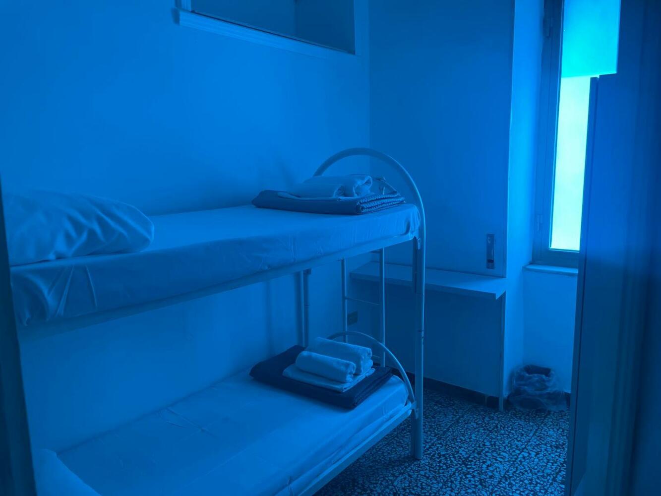 Dama HostelBB, Naples