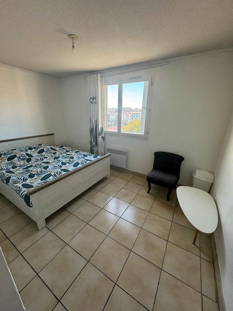 Budget-friendly Bunk/shared Room, Nice