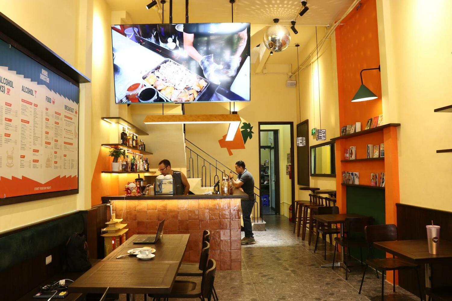 Rebel Rooster Hostel, Hanoi