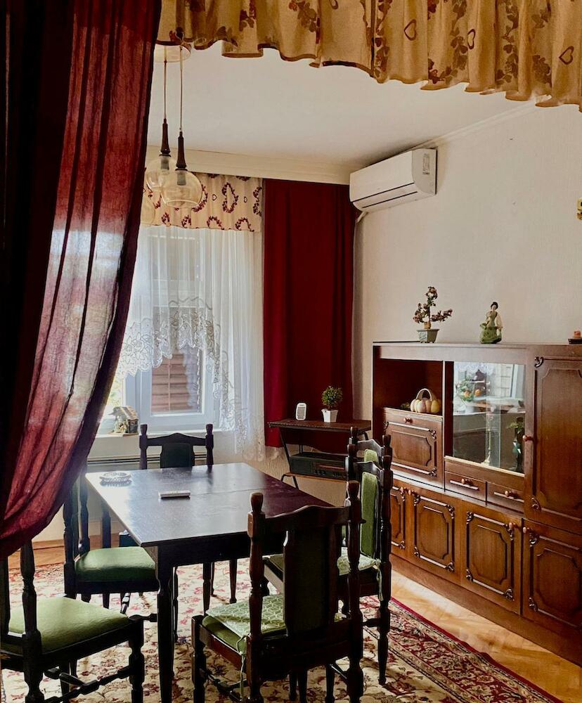 Small Hill Guesthouse, Podgorica