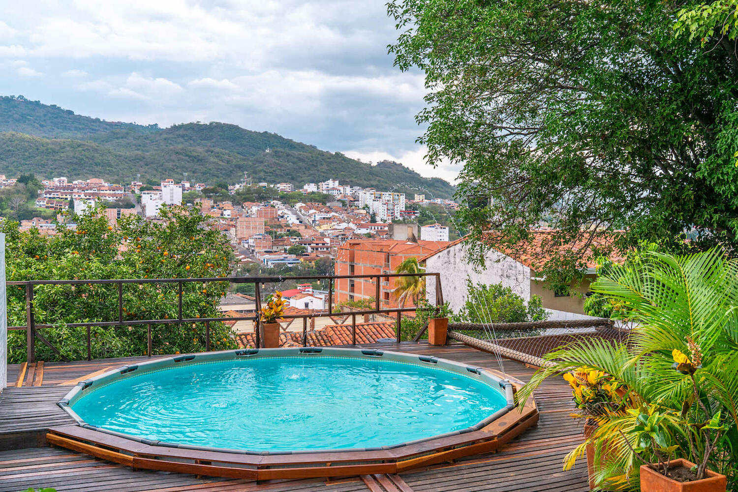 Traveler Hostel