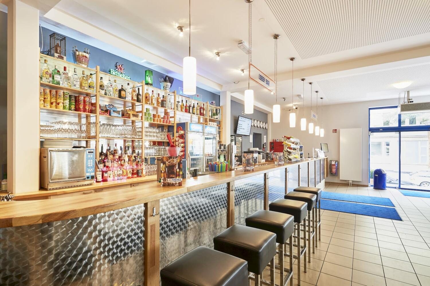 Price Comparison for A&O Aachen Hauptbahnhof in Aachen (with HONEST