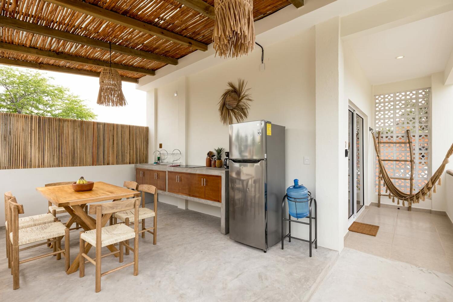 Bahia Sirenas, Puerto Escondido