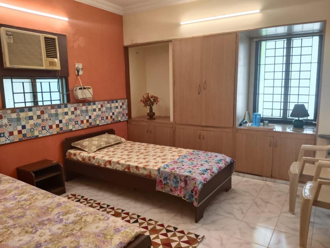 WISHTREE CORPORATE MENS DORMITORY FOR TECHIES & Trainees