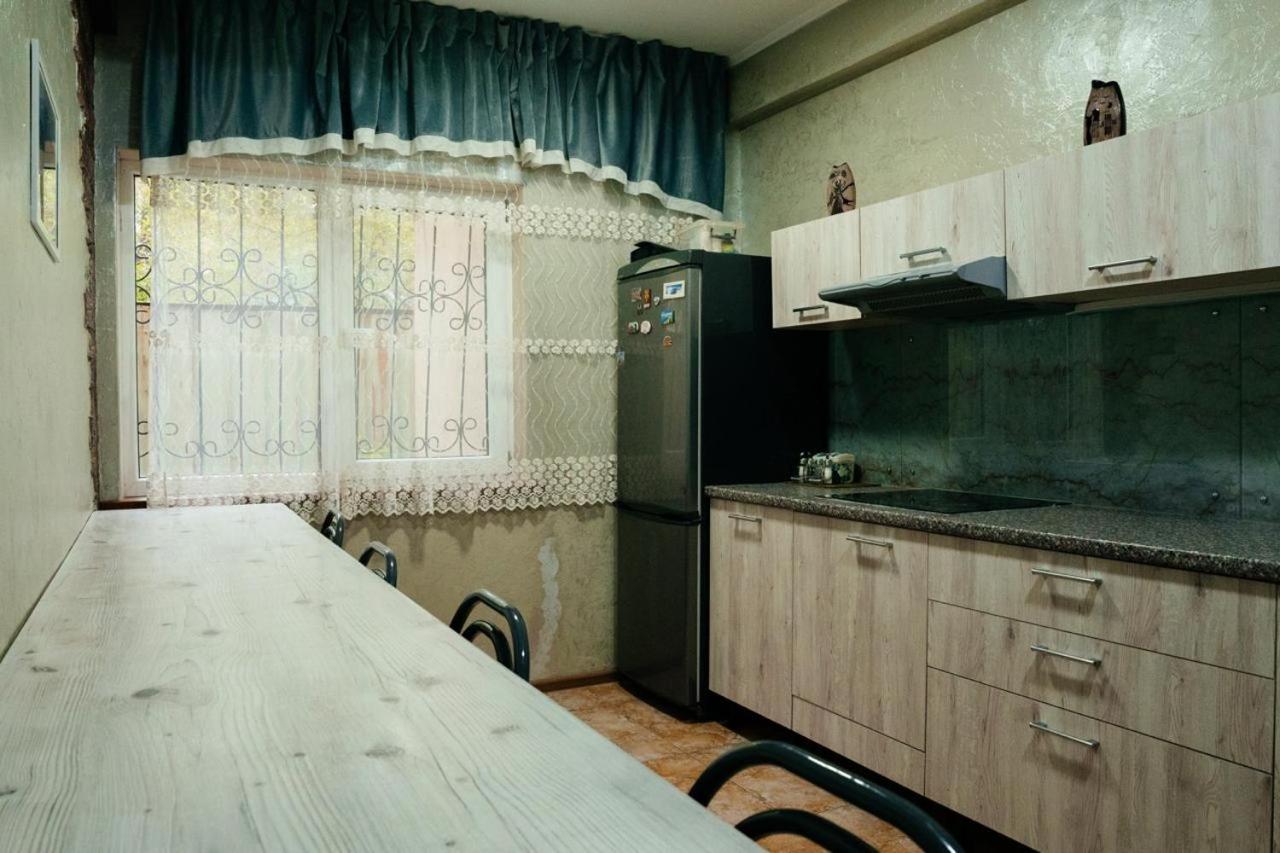 Botanical Hostel, Almaty