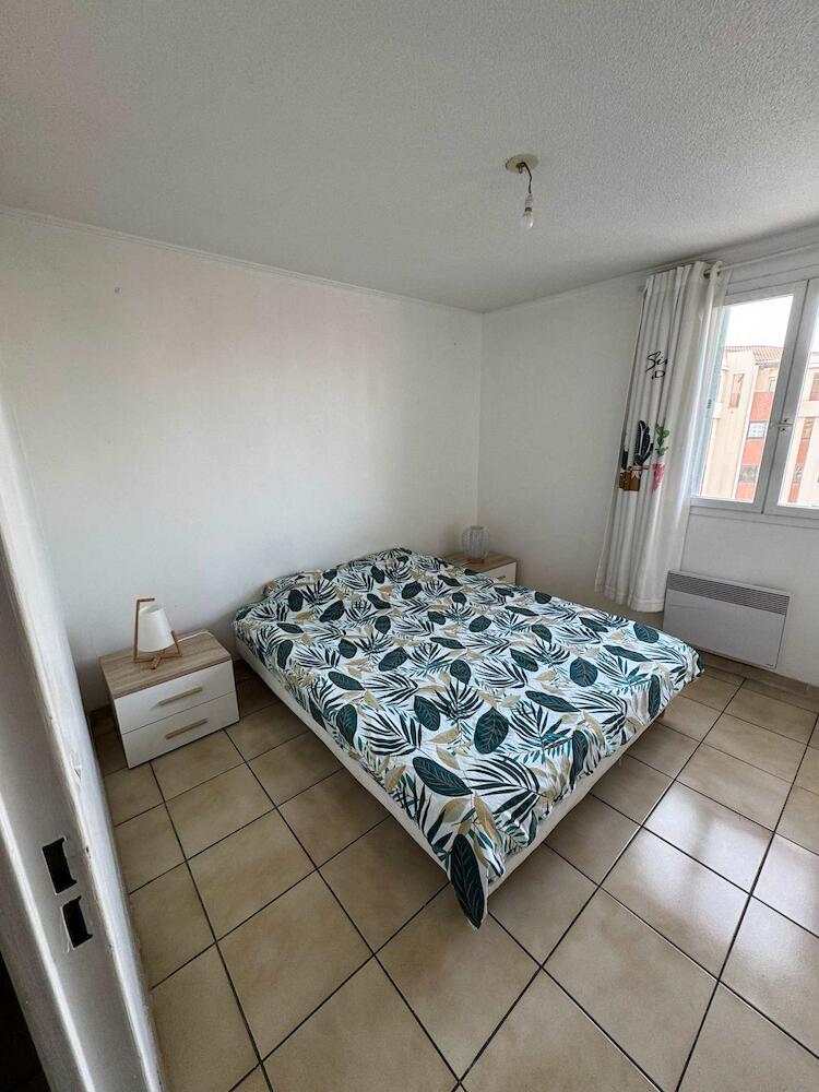 Budget-friendly Bunk/shared Room, Nice