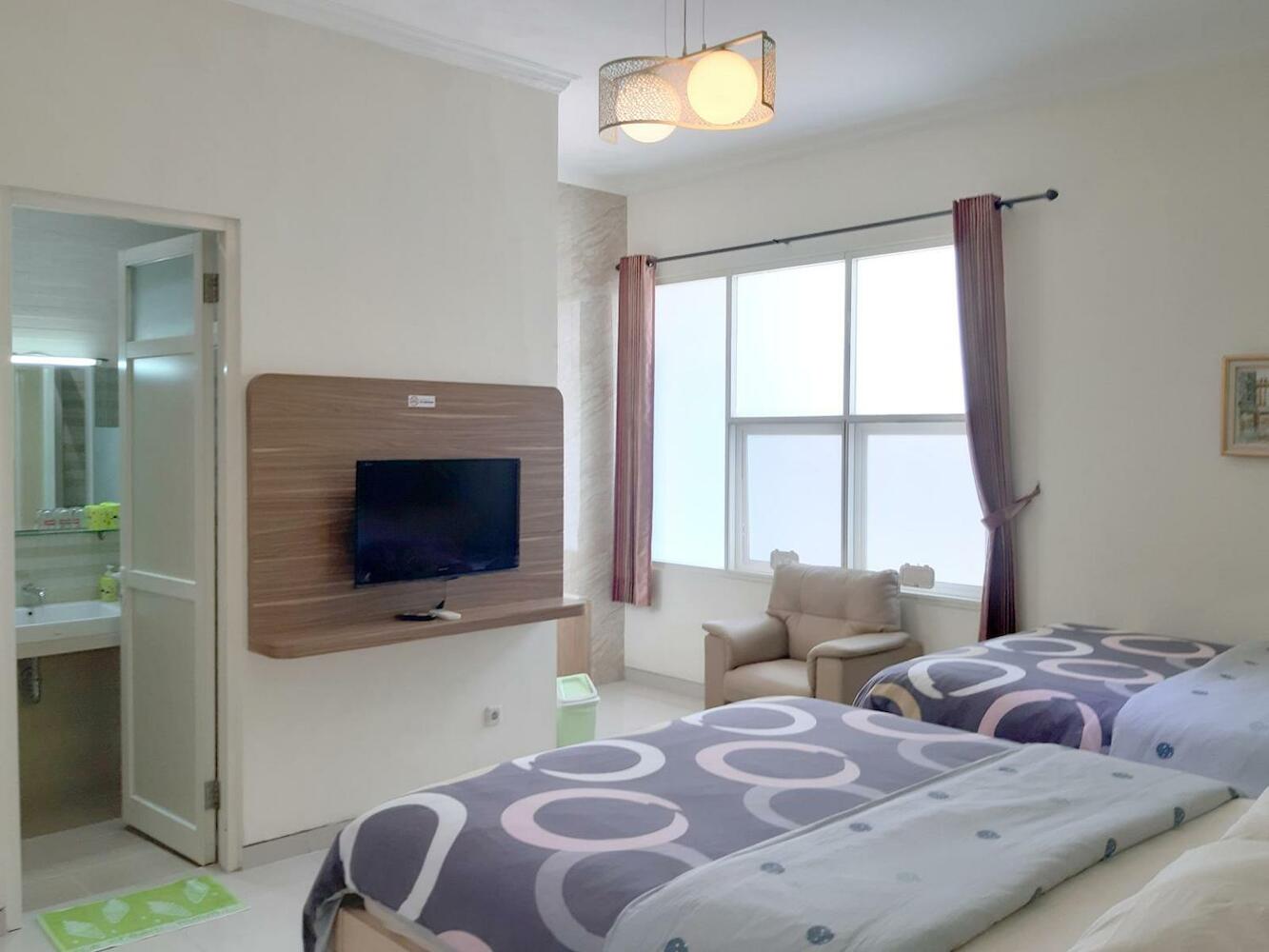 Where to stay in Surabaya on a budget Where to stay in Surabaya on a budget