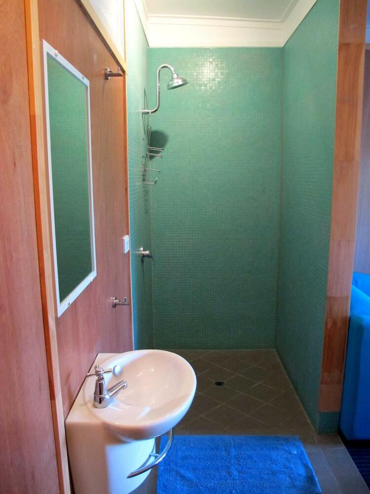 Dolphins Beach House, Noosa