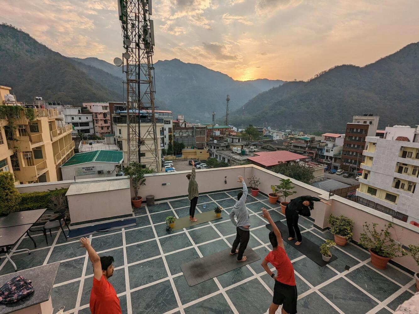 Back Stayz Hostel, Rishikesh