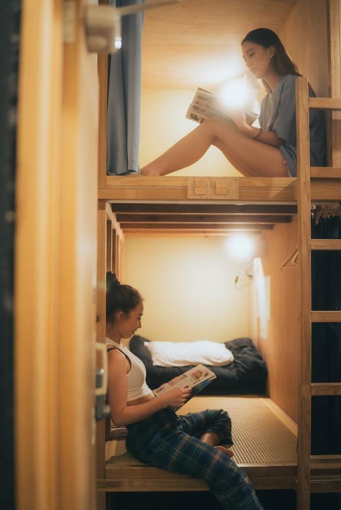 AIEN Coffee & Hostel