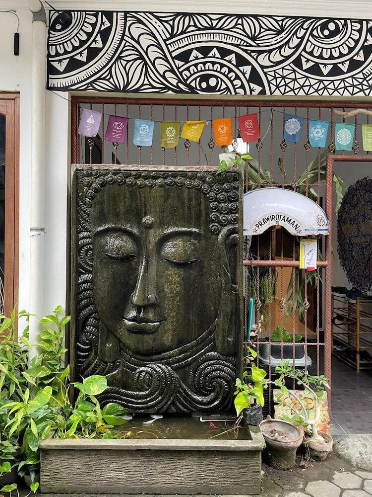 Gorga Hostel