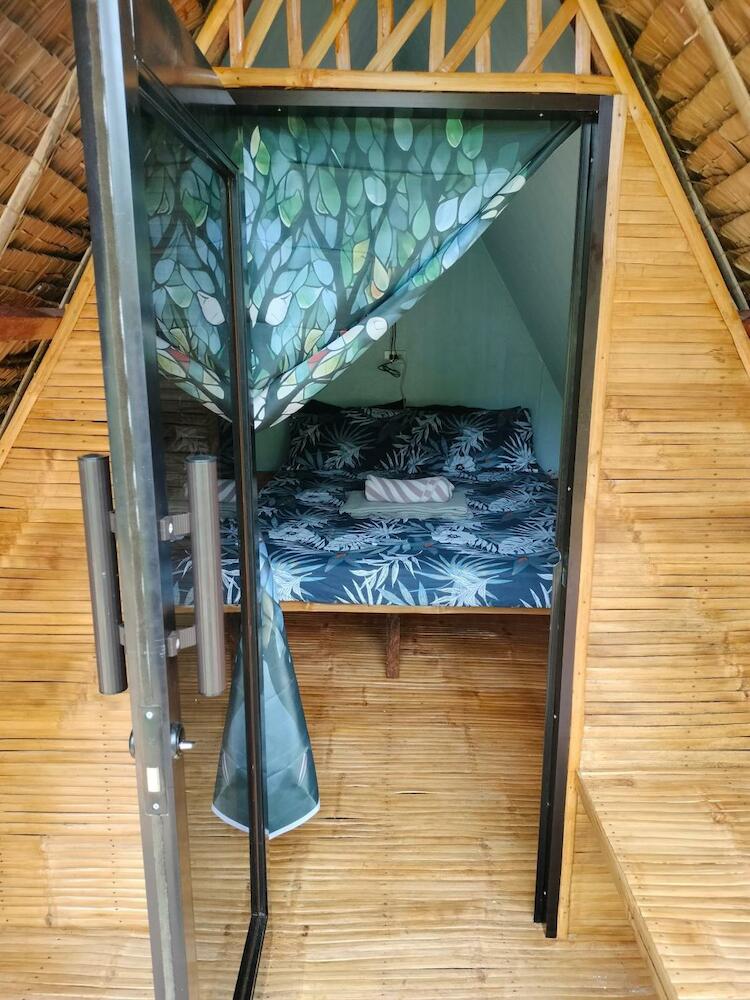 Riu Del Mar Hostel, Panglao Island