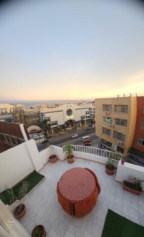 White Roof - Hurghada, Hurghada