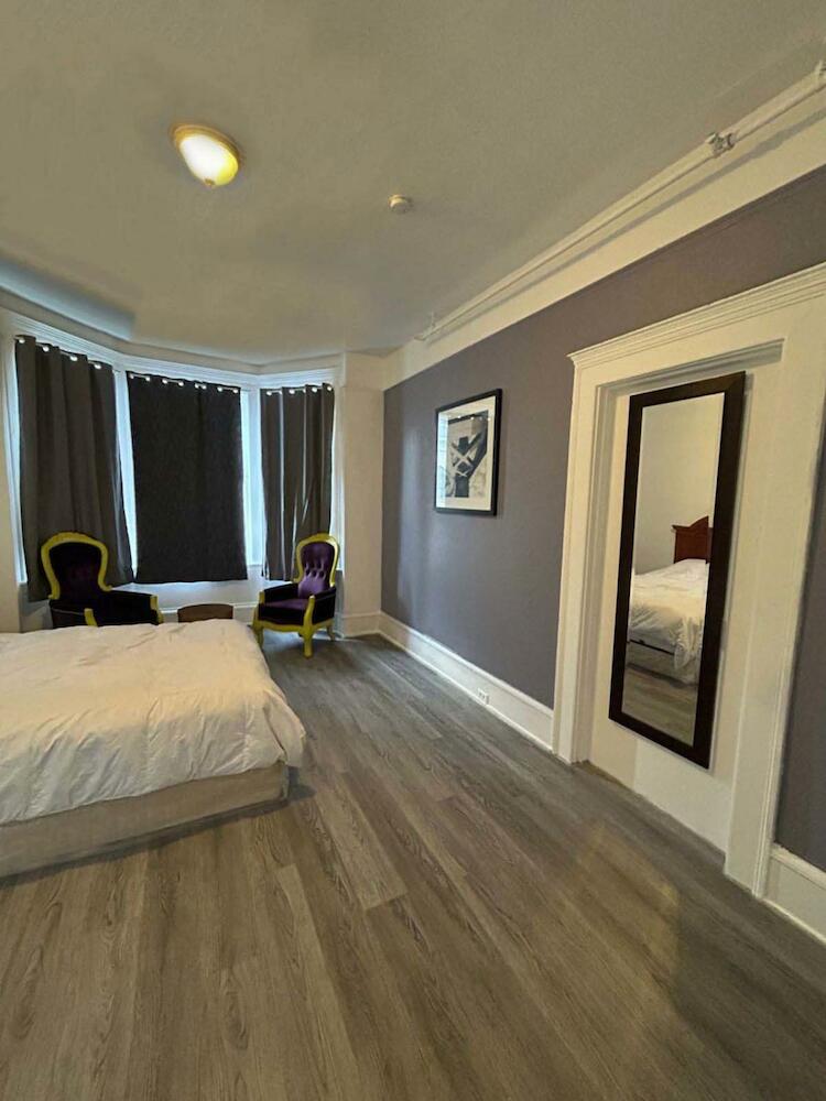Sf Travelers Inn