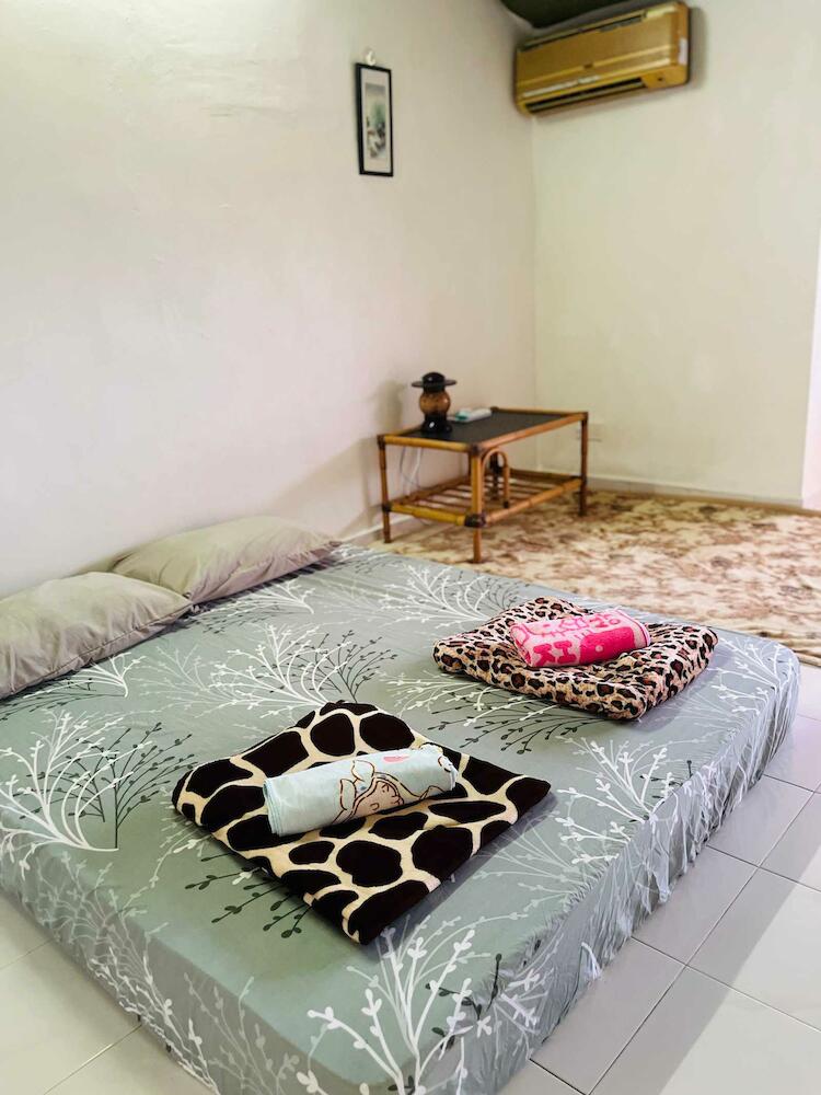 Green Lotus Resthouse