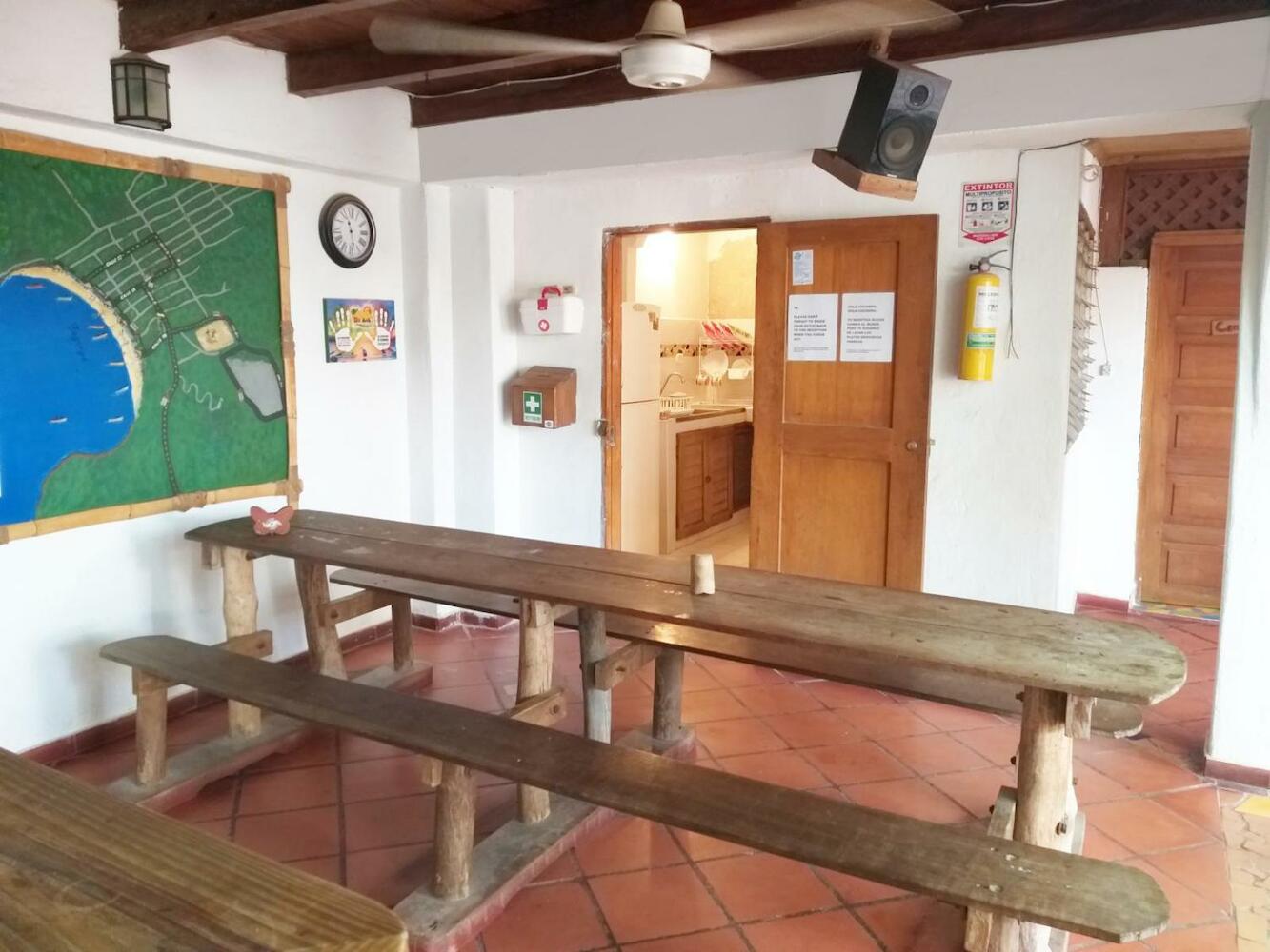 Republika Divanga Homestel, Taganga