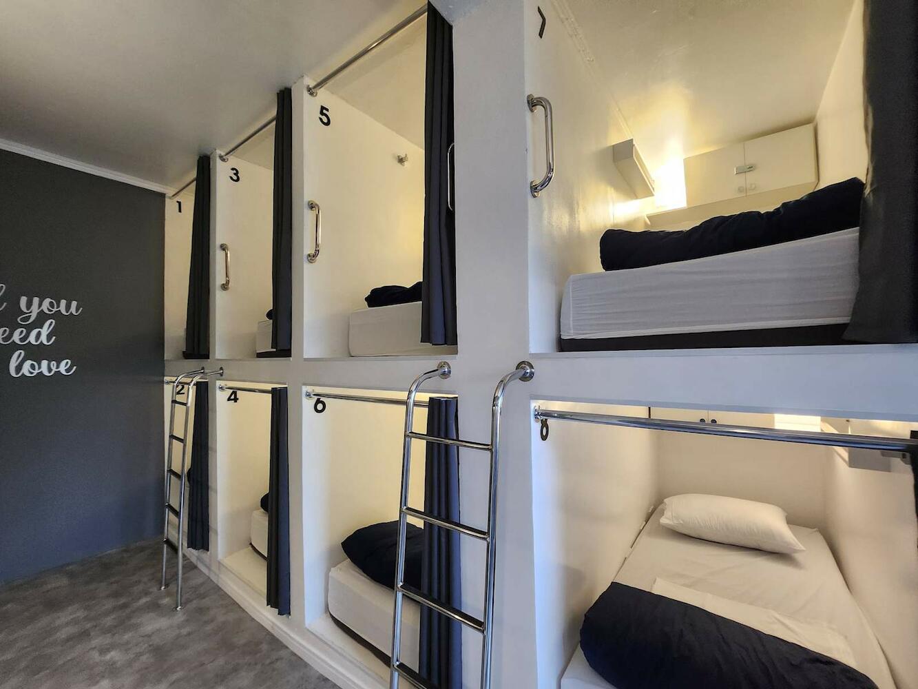 Vila Rock Hostel