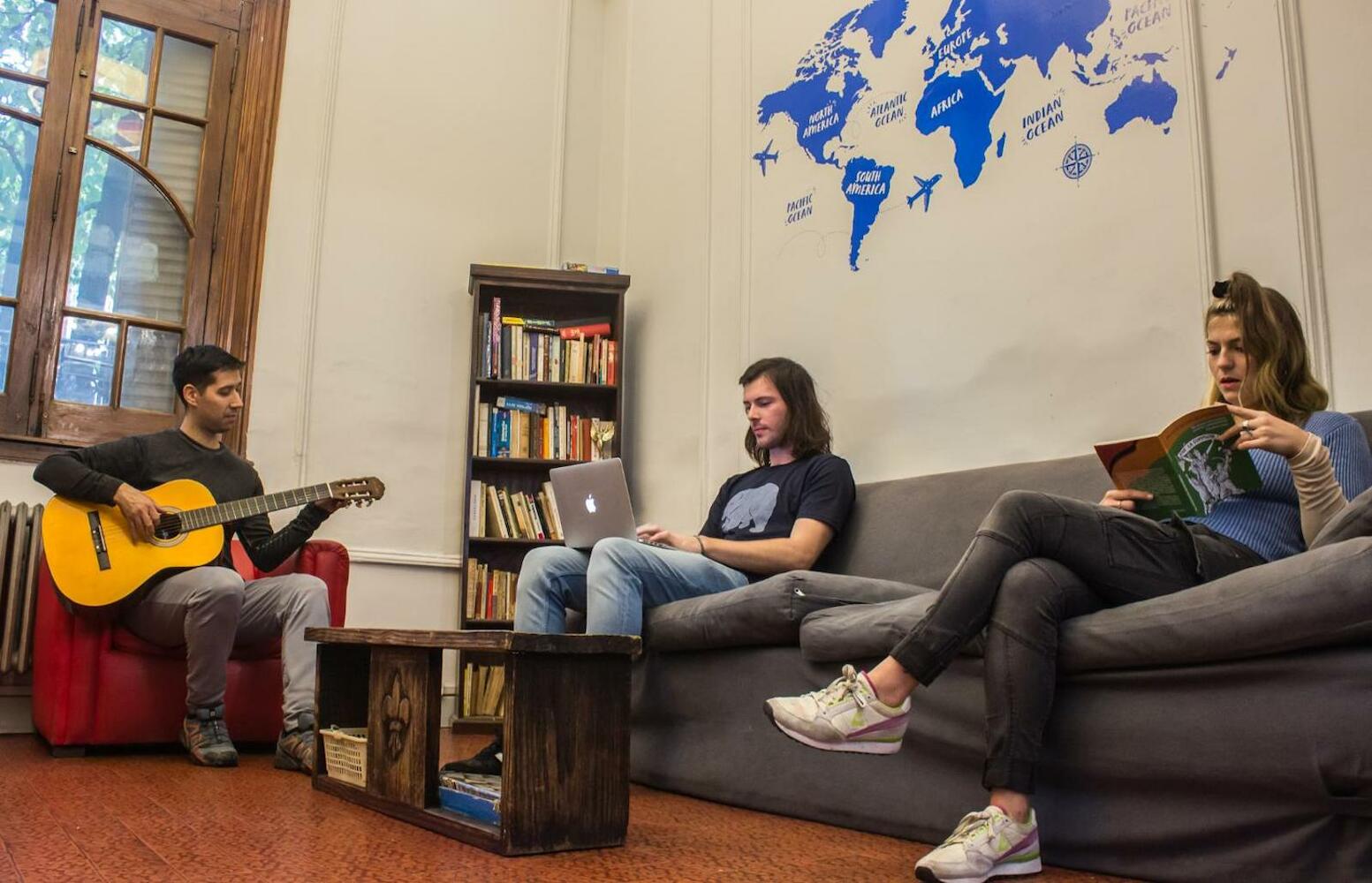 Play Hostel Arcos