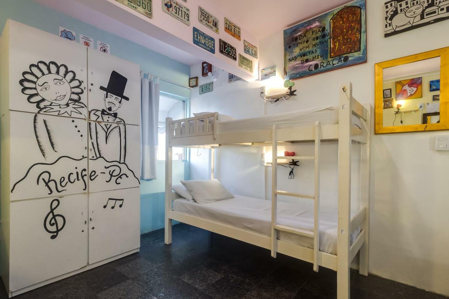 Piratas da Praia Fit Hostel