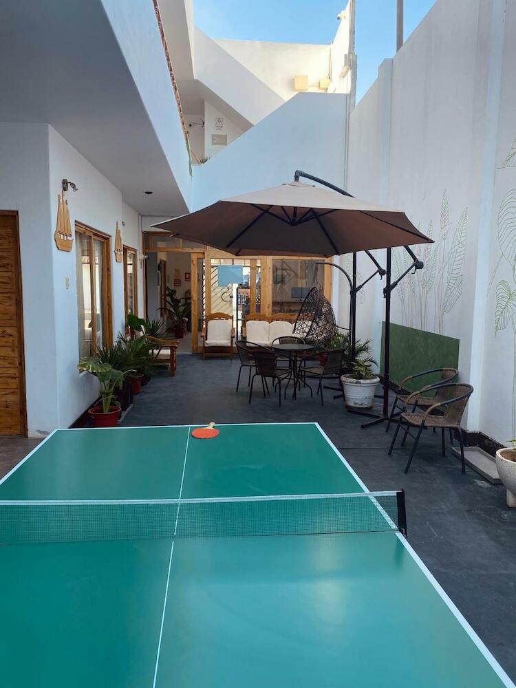 Ravenala Paracas Hostel, Paracas