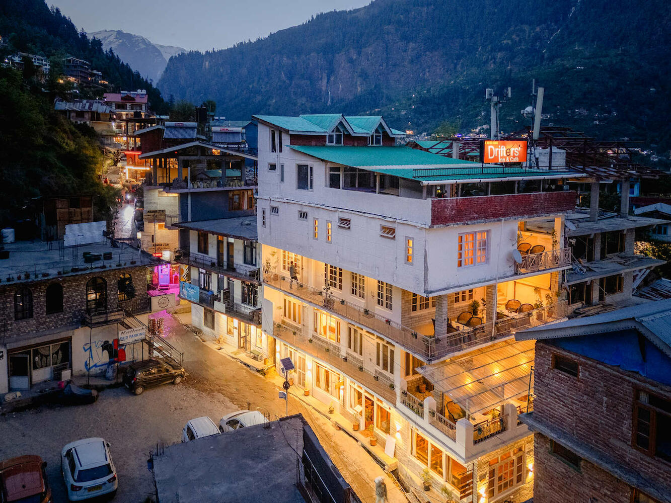 Drifters Inn - The Hidden Tribe, Manali