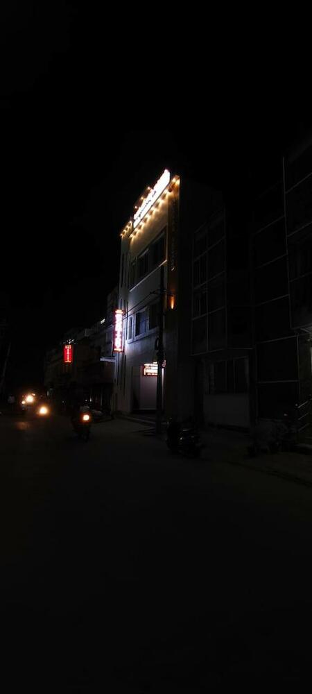 V R S Luxury Ac Dormitory, Mysore