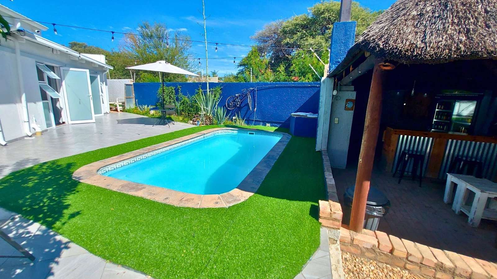 `${city.name} Hostels`