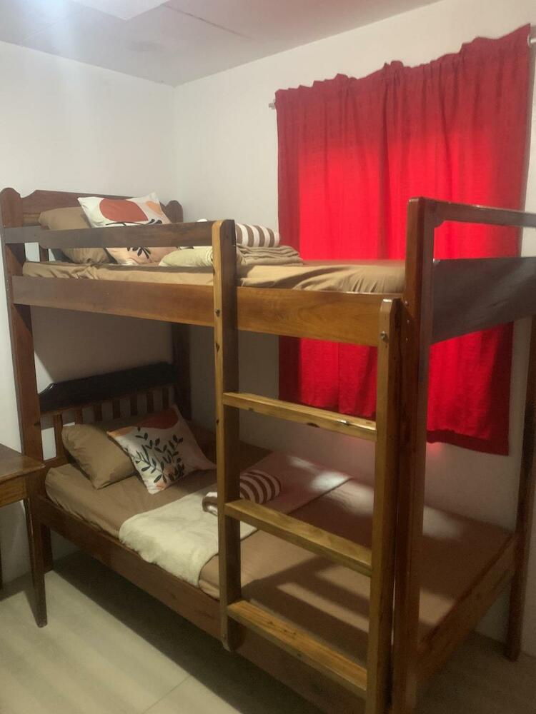 Happy Feet Siargao Homestay -general Luna, General Luna Happy Feet Siargao Homestay -general Luna, General Luna