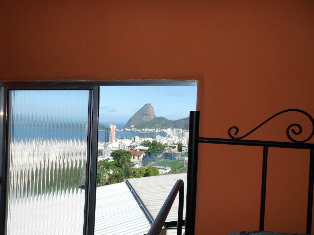 Hostel Tavares Bastos
