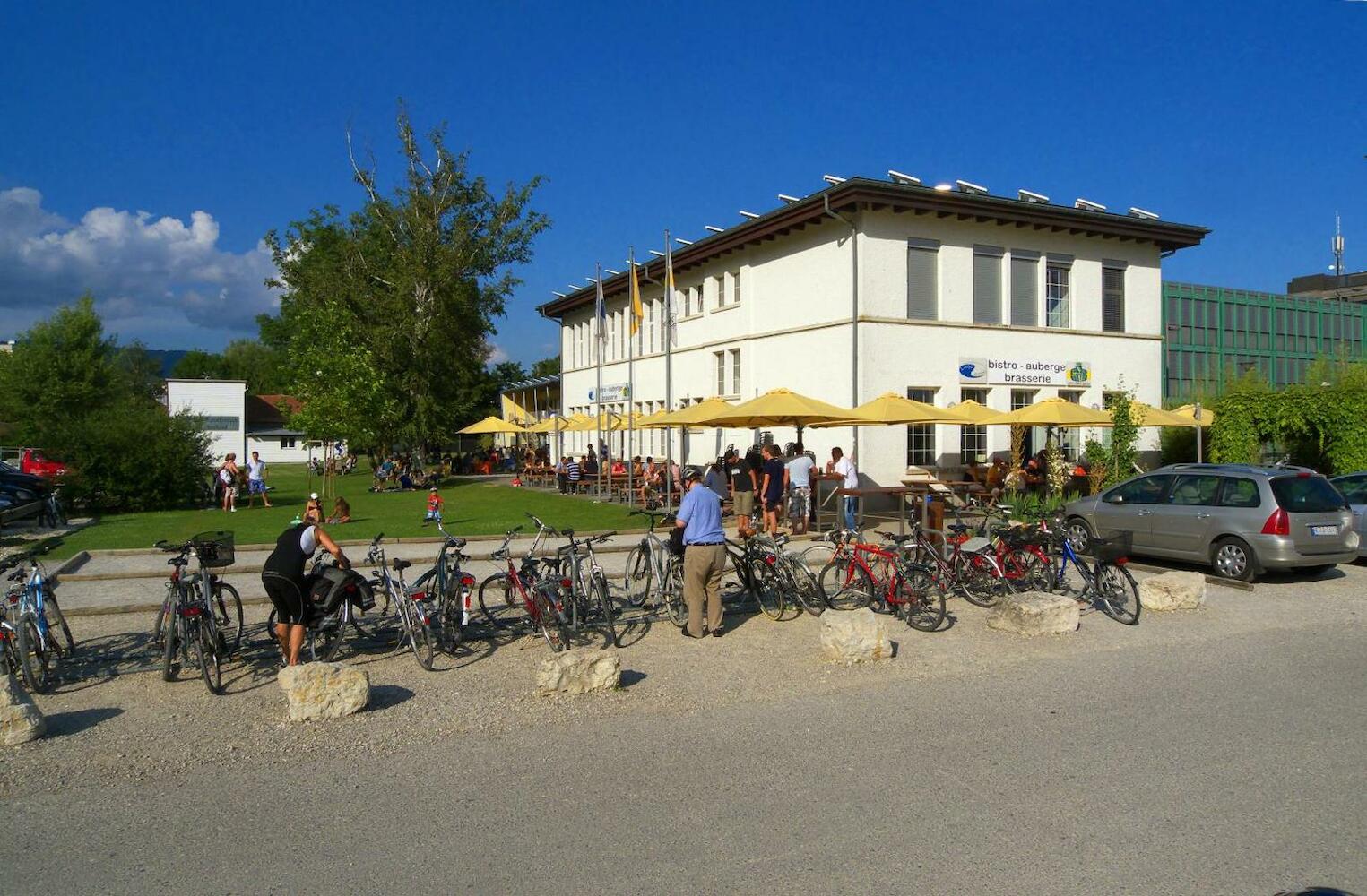 Where to stay in Biel on a budget