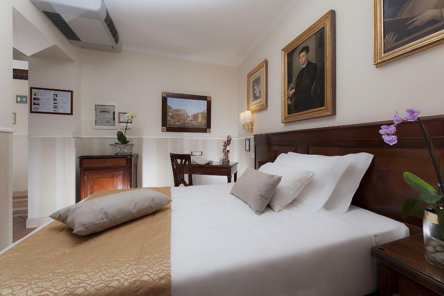 Budget Rooms Des Arts, Rome