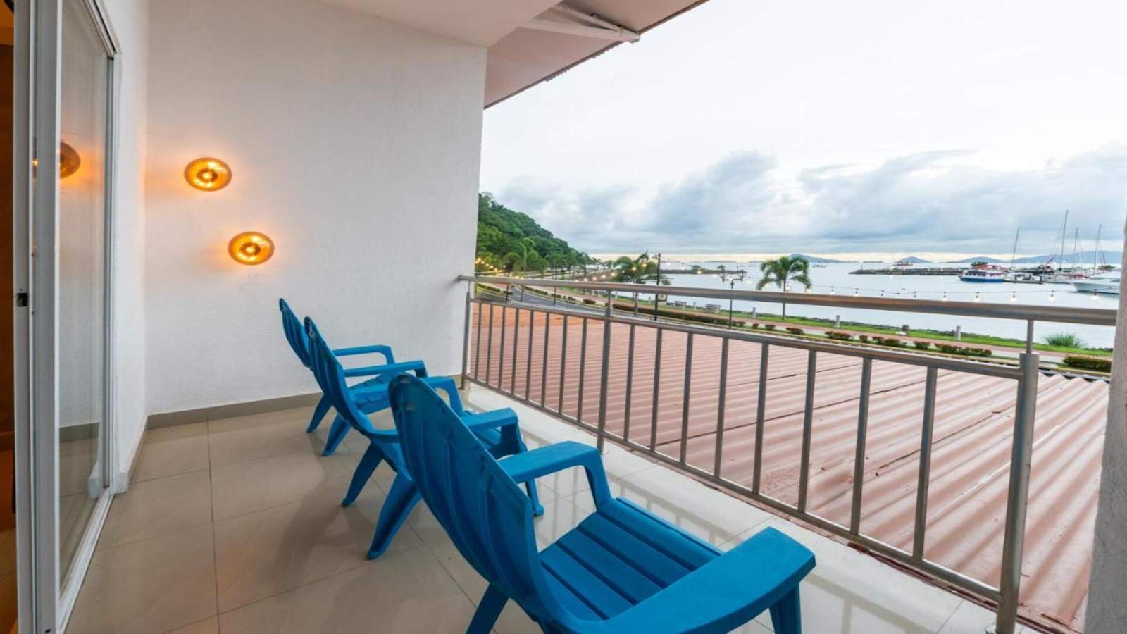 Marinn Tropical Vibes, Panama City