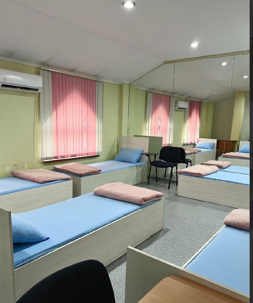 Injoy Hostel, Shymkent