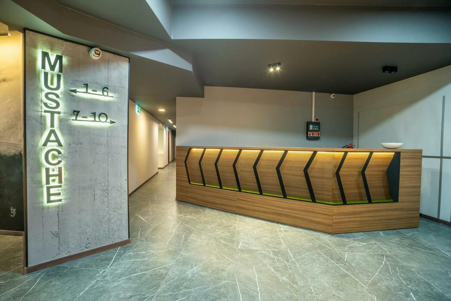 Mustache Hostel, Budapest