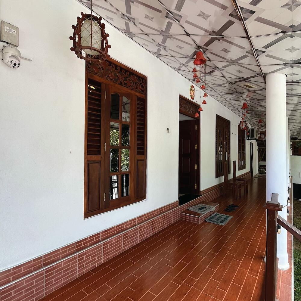 House Of Dorms, Ahangama