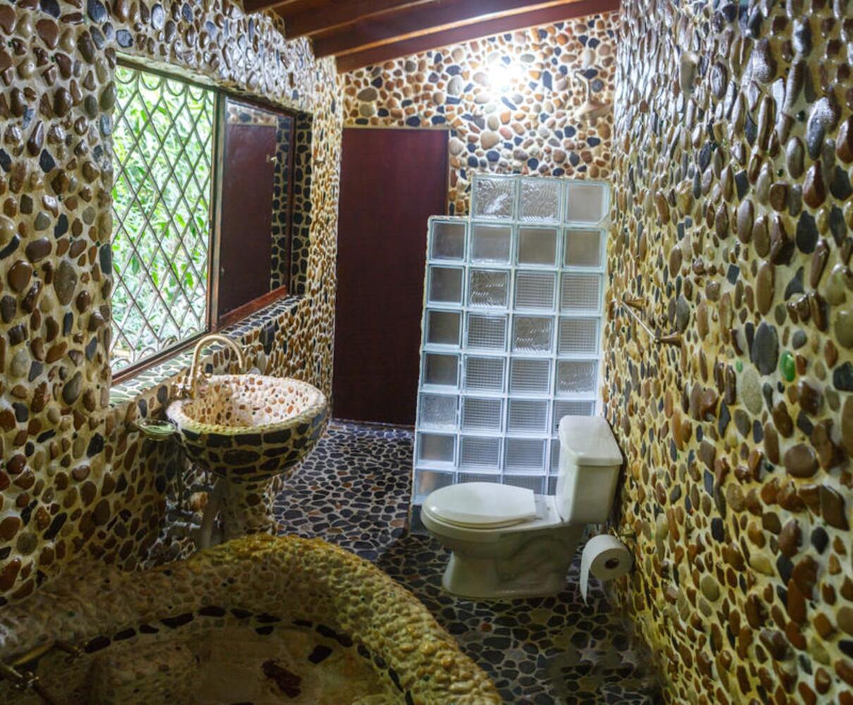 Secret Buddha Hostel, Medellin