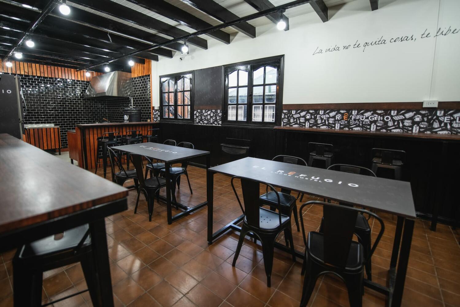 El Refugio Lodge Hostel