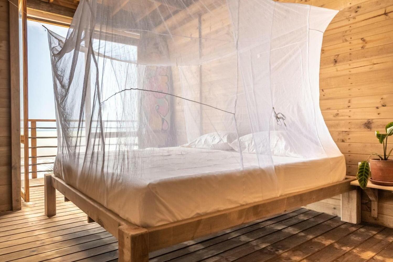 Mendihuaca Surf Camp
